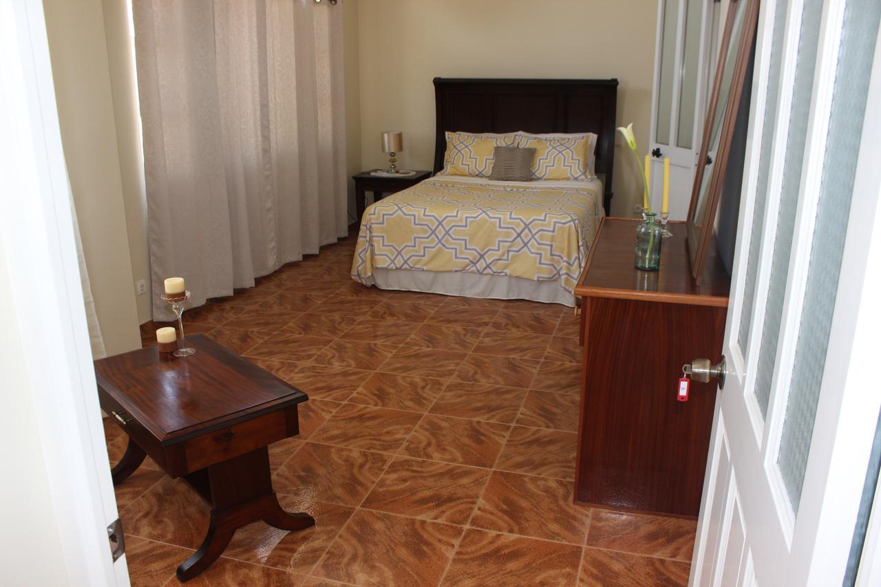 Hotel Cruz Grande-Brava Vila Nova Sintra Esterno foto